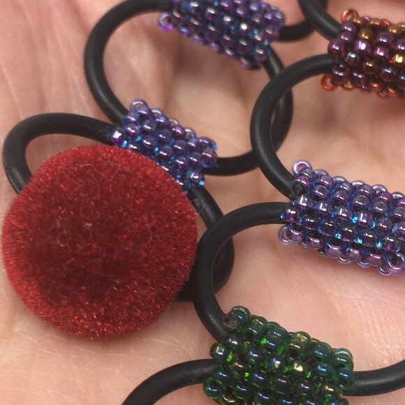 Handmade Long Black 'O' Shape Rubber Seed Bead Red Velvet Drop Dangle Earrings - Picture 11 of 13